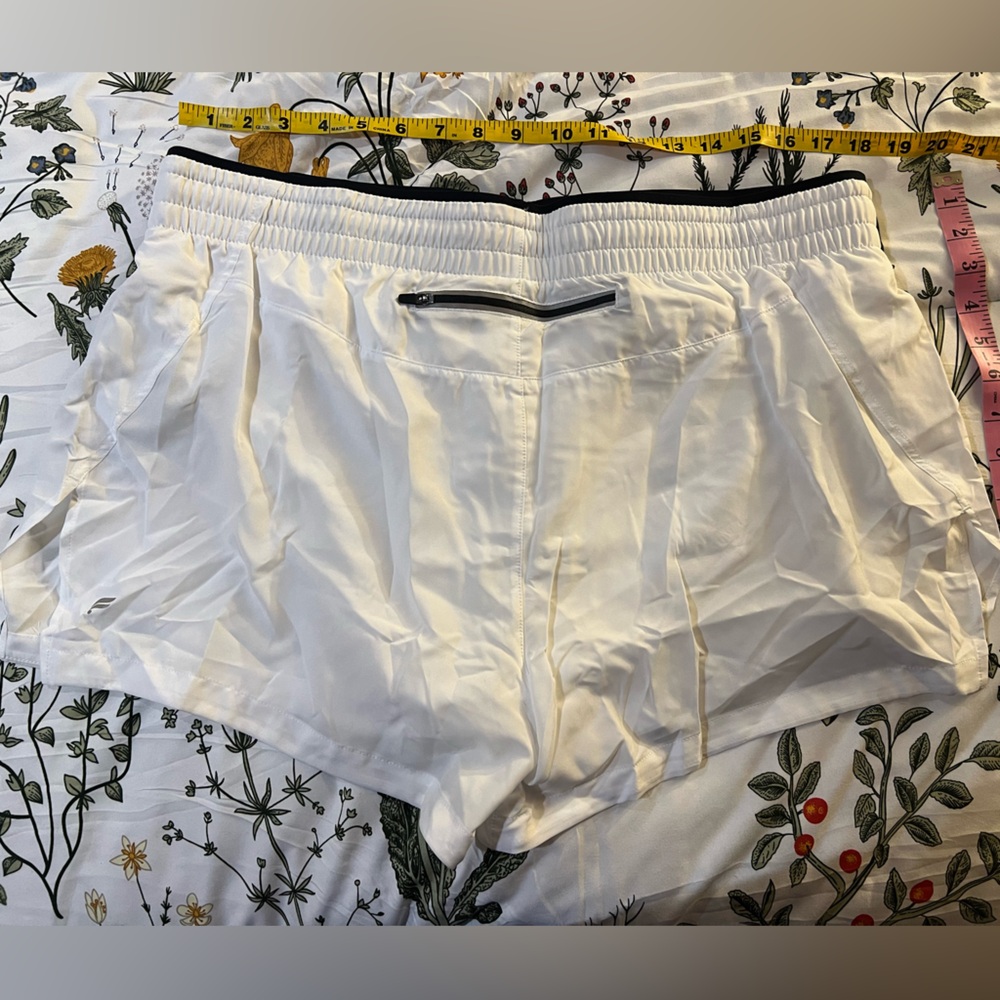 NWT Fabletics Shorts - Picture 6 of 7